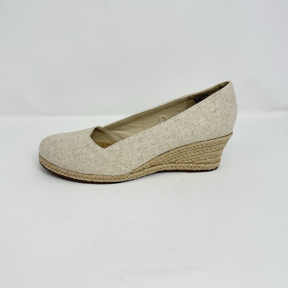 St. John’s Bay Botanical Women’s Size 9M Beige Espadrille Wedge Pumps Textile
